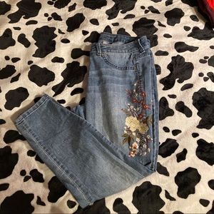 Jennifer Lopez Skinny Ankle Jeans